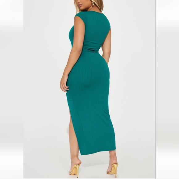 Fashion Nova Ribeed Midi Dress - Picture 2 of 7